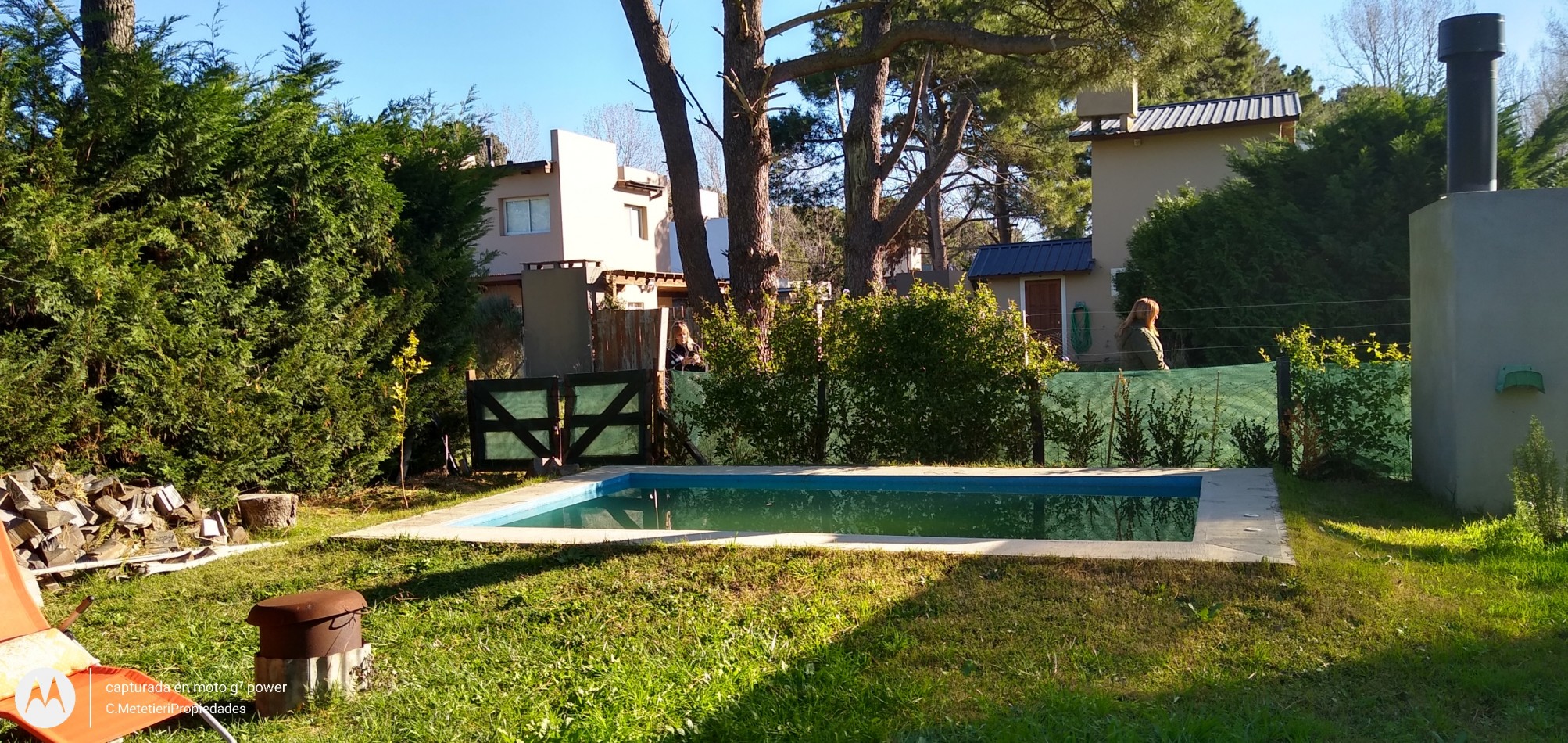 CASA 5 AMBIENTES 400 M2 FONDO CON PILETA EN LA CALETA