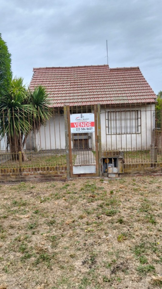 VENTA CASA 3 AMBIENTES GARAGE PARQUE Y PARRILLA: 350M2 TOT.ZONA ALFAR
