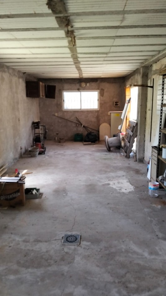 VENTA CASA 3 AMBIENTES GARAGE PARQUE Y PARRILLA: 350M2 TOT.ZONA ALFAR