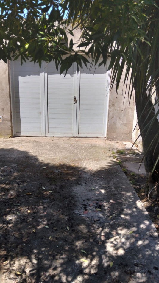 VENTA CASA 3 AMBIENTES GARAGE PARQUE Y PARRILLA: 350M2 TOT.ZONA ALFAR
