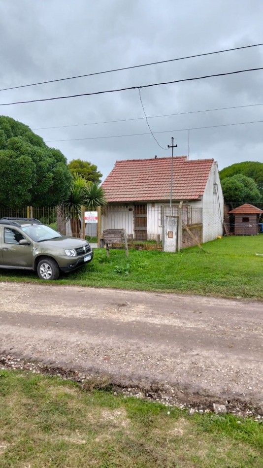 VENTA CASA 3 AMBIENTES GARAGE PARQUE Y PARRILLA: 350M2 TOT.ZONA ALFAR
