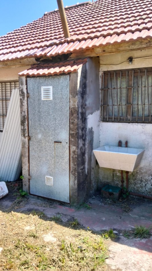 VENTA CASA 3 AMBIENTES GARAGE PARQUE Y PARRILLA: 350M2 TOT.ZONA ALFAR