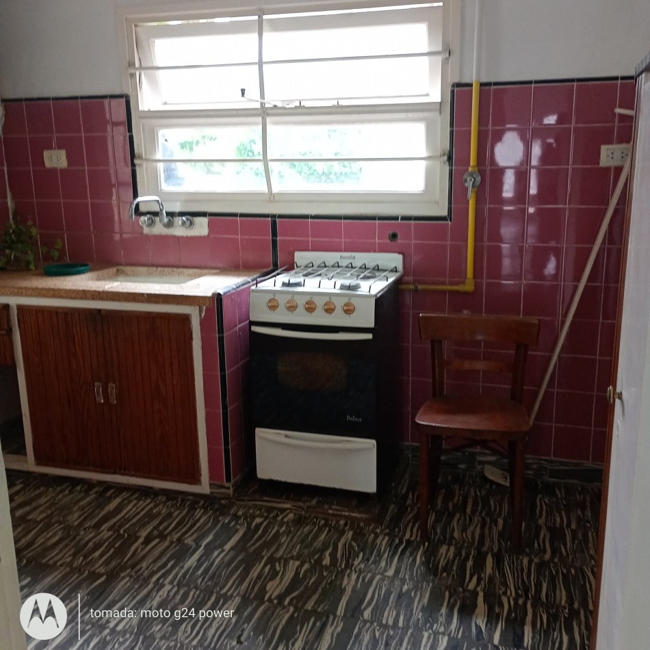 ALQUILER CASA EN EL FARO: 4 AMBIENTES EN DOS PLANTAS